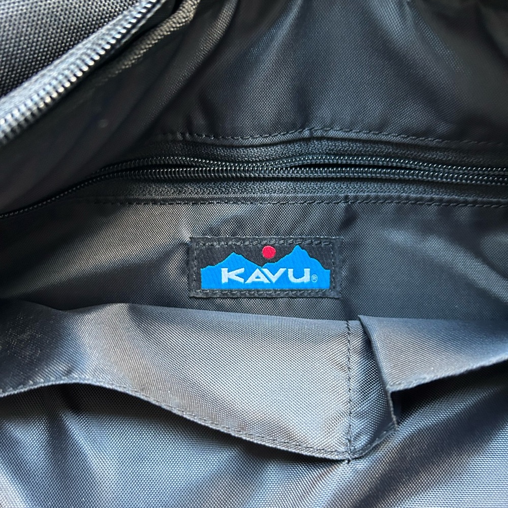 KAVU Charcoal Messenger Bag - Picture 4 of 5